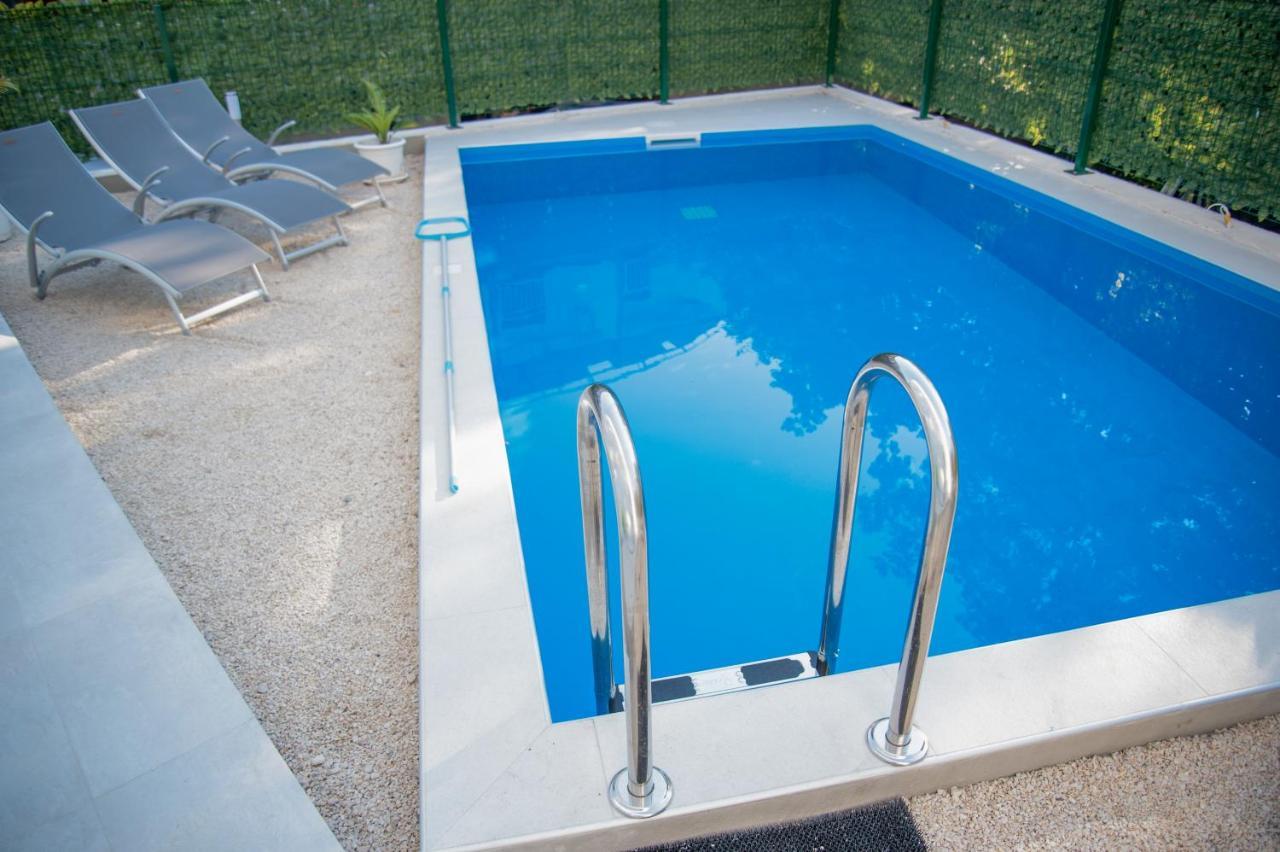 Soko Apartments Huoneistohotelli Soko Herceg Novi Luaran gambar