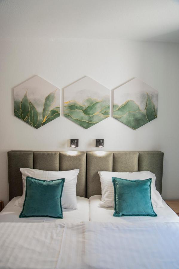 Soko Apartments Huoneistohotelli Soko Herceg Novi Luaran gambar